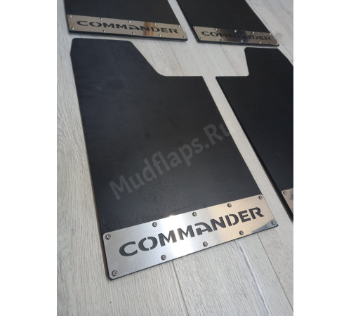 Брызговики Commander